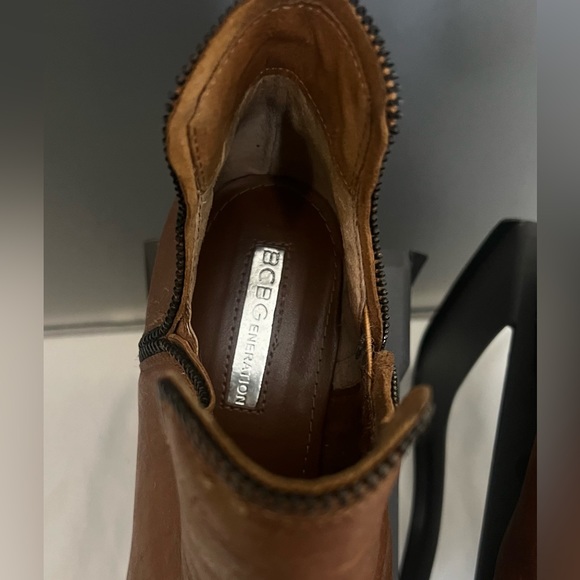 BCBGenration Side Zipper(BG Crush Ankle Boots) Booties Brown 9M - Picture 10 of 14
